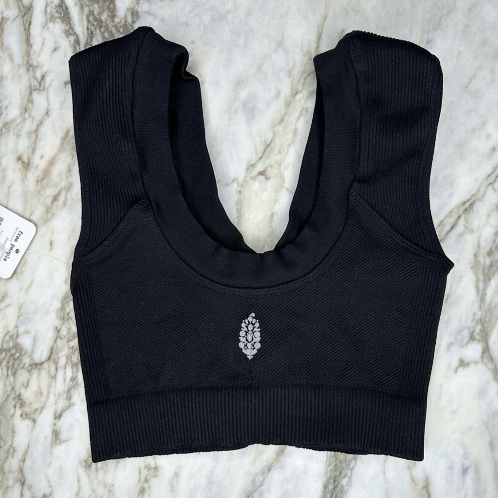 FREE PEOPLE MOVEMENT Scrunch Front Ribbed Sports Bra Crop Top Black Size XS/S - Picture 3 of 4